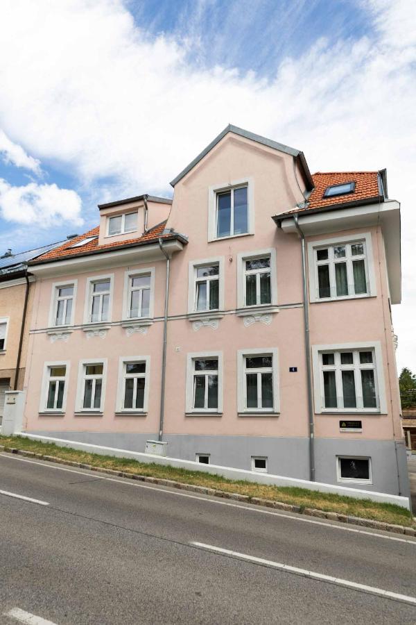 Triangle Apartments Giesshubl Exteriér fotografie